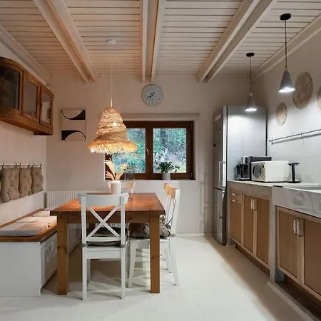 Lesny Dom Z Basenem W Okolicy Zegrza Casa de Férias