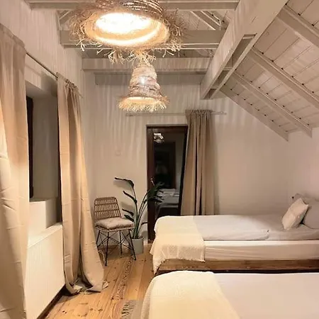 Lesny Dom Z Basenem W Okolicy Zegrza