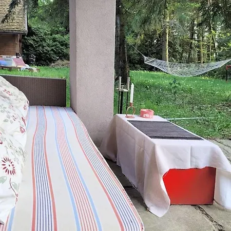 Lesny Dom Z Basenem W Okolicy Zegrza Casa de Férias