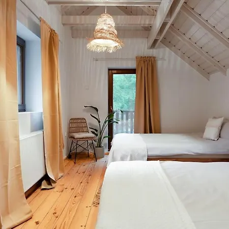 Lesny Dom Z Basenem W Okolicy Zegrza Casa de Férias *