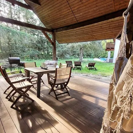 Casa de Férias Lesny Dom Z Basenem W Okolicy Zegrza