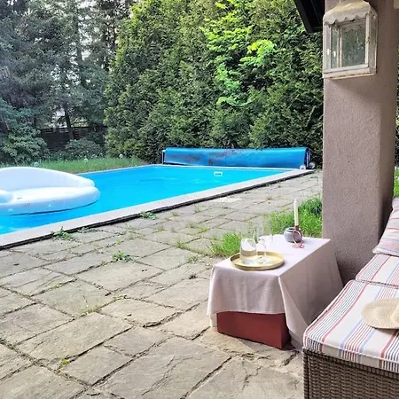 Lesny Dom Z Basenem W Okolicy Zegrza Casa de Férias Gasiorowo (Legionowo)