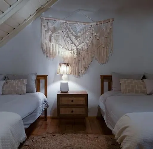 Holiday home Lesny Dom Z Basenem W Okolicy Zegrza