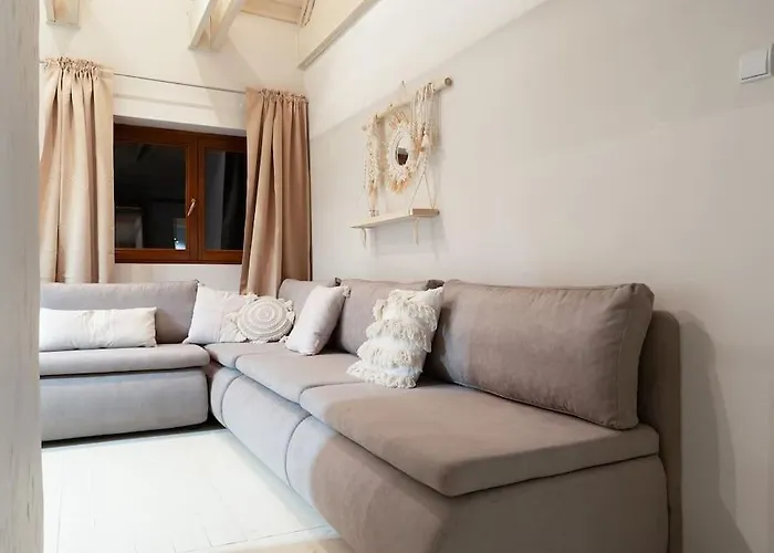 Lesny Dom Z Basenem W Okolicy Zegrza Holiday home